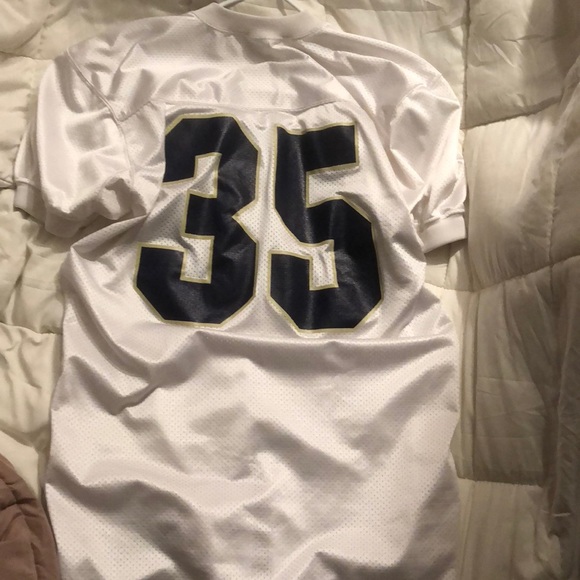 Nike - Picture 2 of 4